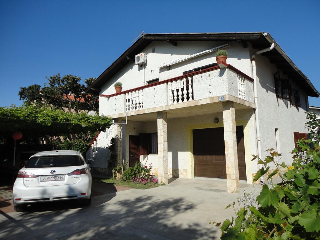 Apartment Rados Nin Exterior photo